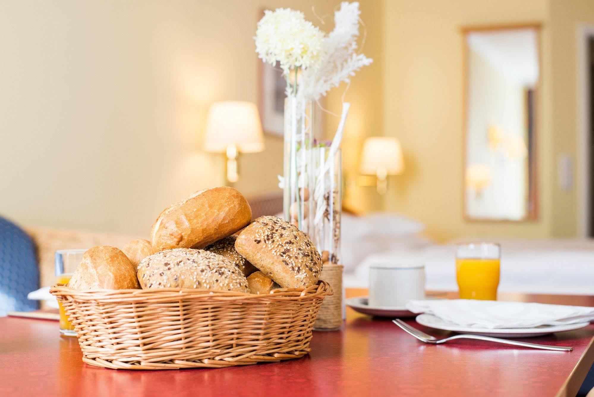 Aparthotel Kuehlungsborn, Villa Am Konzertgarten Zewnętrze zdjęcie